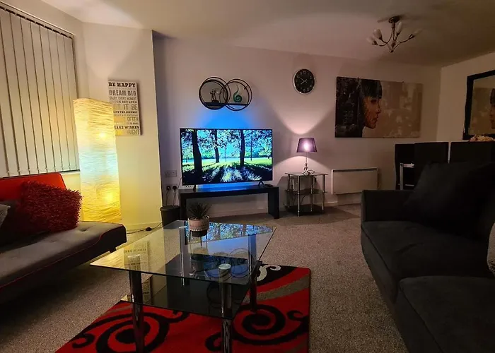 Comfy 2Bd & 1Ba City Centre Luxury With Free Parking